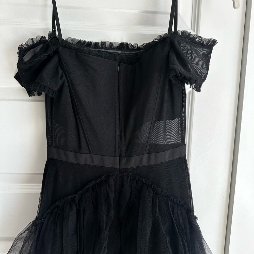 Betsy &‎ Adam Black Ruffle Off the Shoulder Tiered Mesh Ballgown NWT 0 - Picture 6 of 7